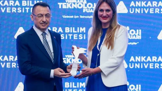 Verimlilik ve Teknoloji Fuarı'nda Hepsiburada'nın yapay zeka çözümleri sergilendi