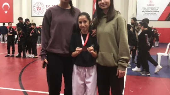 Silivri Lider Taekwondo Sporcusu Avrupa 3.'sü Oldu