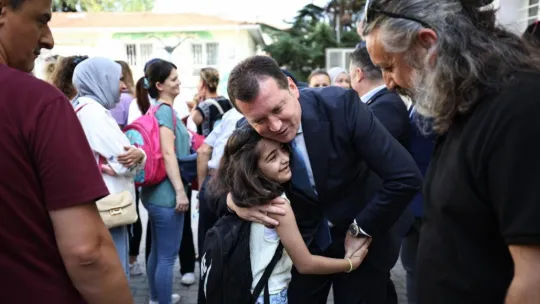 Silivri Belediye Başkanı Balcıoğlu, Piri Mehmet Paşa İlköğretim Okulu'nu Ziyaret Etti