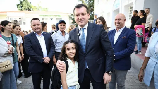 Silivri Belediye Başkanı Balcıoğlu, Piri Mehmet Paşa İlköğretim Okulu'nu Ziyaret Etti