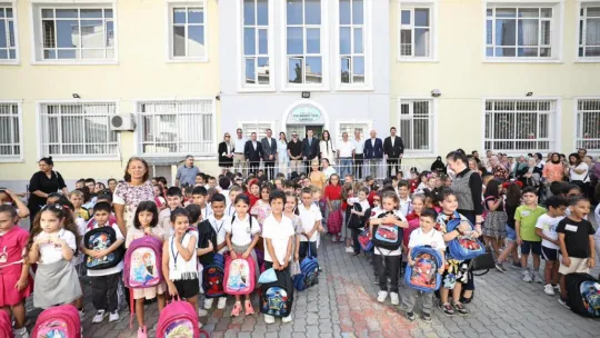 Silivri Belediye Başkanı Balcıoğlu, Piri Mehmet Paşa İlköğretim Okulu'nu Ziyaret Etti