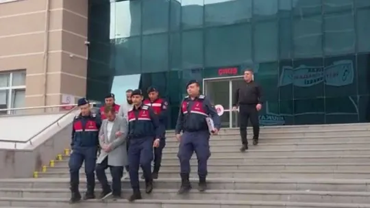 Yabancı uyruklu şahısları Atina yerine Edirne'ye bıraktılar