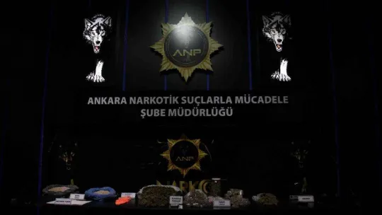 Yakalanmamak için ambalajı ile uyuşturucuyu yutan şahıs hastaneye kaldırıldı