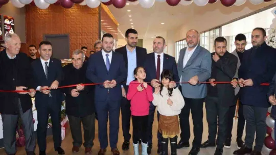 Yalova Belediye Başkan Vekili Tutuk, ocağa geçti döner kesti