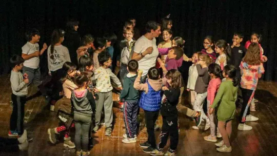 Yalova Belediyesi'nin drama eğitimleri başladı