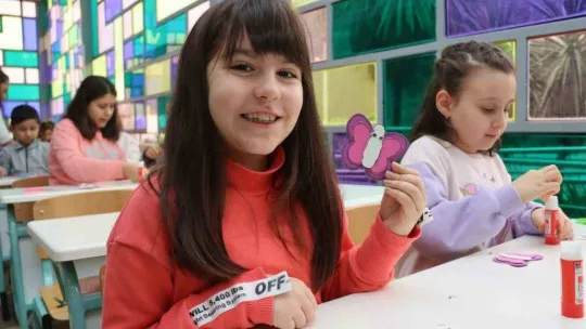 Yalova Belediyesi'nin yarıyıl şenliğinde çocuklar doyasıya eğlendi