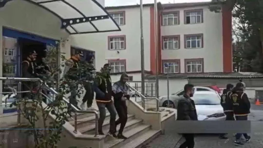 Yalova'da 2 hırsızlık zanlısı tutuklandı