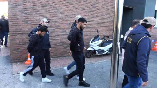 Yalova'da DEAŞ'ın bomba uzmanı evindeki patlayıcı malzemelerle yakalandı