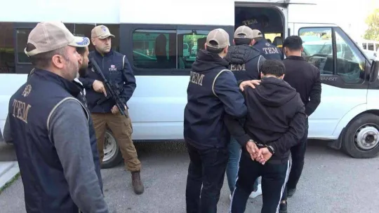 Yalova'da DEAŞ'ın bomba uzmanı evindeki patlayıcı malzemelerle yakalandı