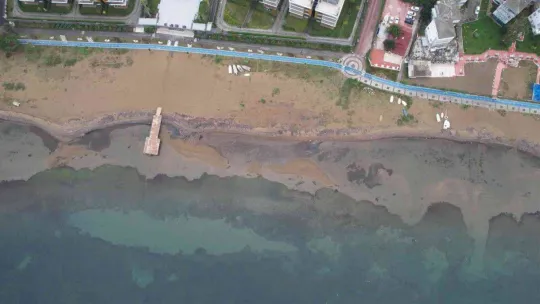Yalova'da deniz suyu 10 metre çekildi