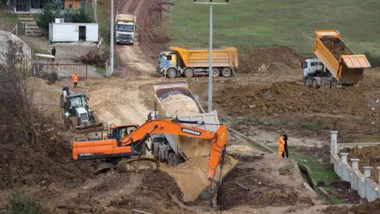 Yalova'da içme suyu ana ishale hattı çalışmaları devam ediyor