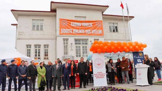 Yalova'da kadına yönelik şiddete karşı farkındalık oluşturan etkinlik