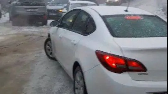 Yalova'da kar keyfi kazalarla sonuçlandı