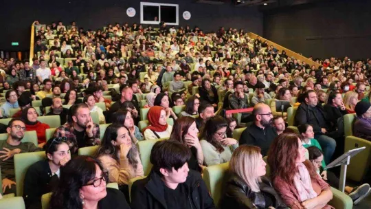 Yalova'da kültür sanat sezonu İlber Ortaylı ile açıldı