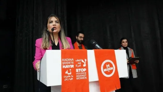 Yalova'da mülteci kadınlara yönelik şiddetle mücadele semineri