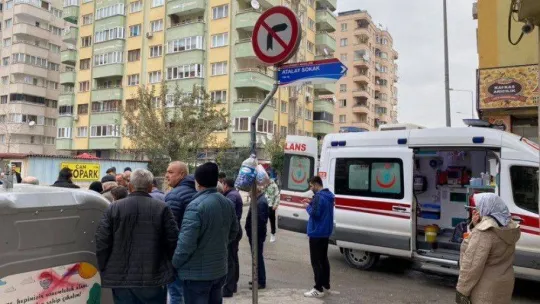 Yalova'da otomobil ile kurye motoru çarpıştı: 1 yaralı