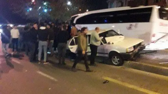 Yalova'da otomobiller çarpıştı: 4 yaralı