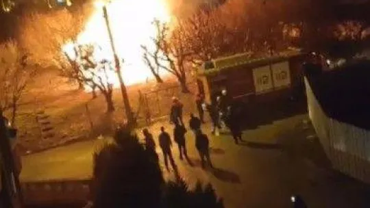 Yalova'da tek katlı müstakil ev küle döndü