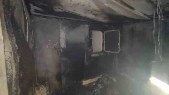 Yalova'da tersanede bakım onarım gören gemide yangın