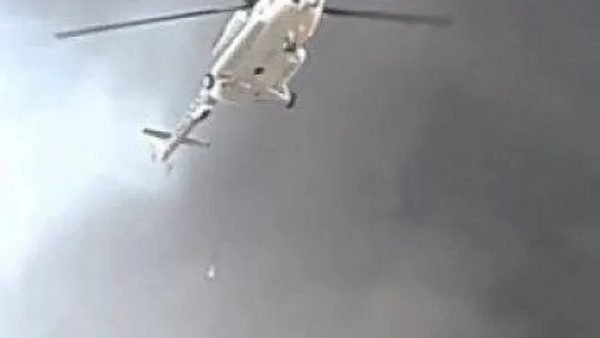 Yangın söndürme helikopterleri o fabrikaya sorti yapıyor