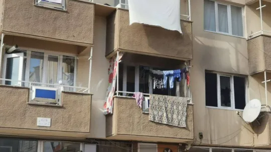 Yangında anne ve 1 yaşındaki oğlu ölümden döndü