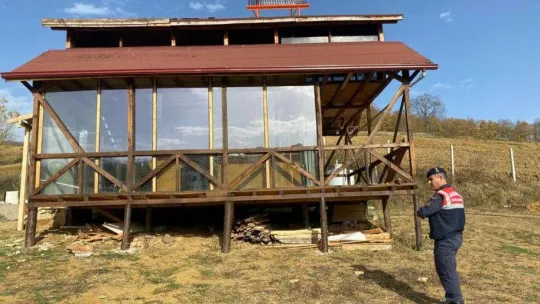 Yapı ruhsatı olmadan inşaat yapan 142 kişiye idari işlem uygulandı