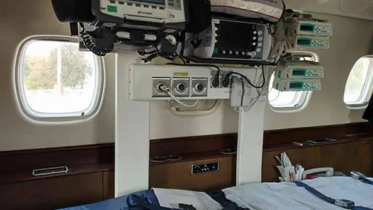 Yaralı madencileri Bartın'dan İstanbul'a taşıyan ambulans uçak ekibi zamanla yarıştıkları anları anlattı