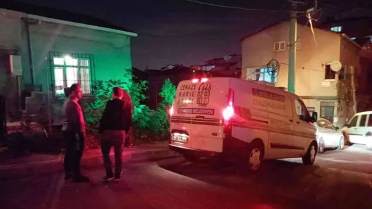 Yaşlı adam evinin banyosunda ölü bulundu