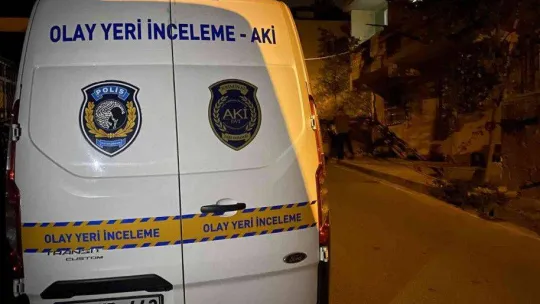 Yaşlı adam zihinsel engelli oğlu tarafından bıçaklanarak öldürüldü