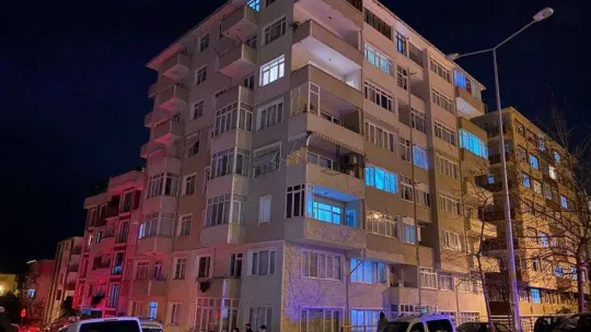 Yaşlı yatalak çifti yangın ayırdı, biri öldü diğeri ağır yaralı