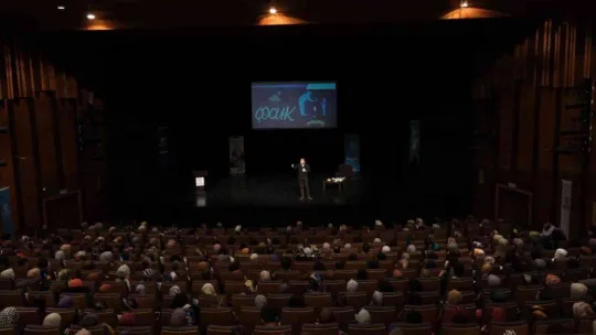 Yazar Beyhan Budak: 'Çocuklarımız hayatın zorluklarına alışarak büyümelidir'