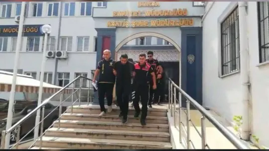 Yazılımcı kardeşleri silah zoruyla kaçırdılar, yunuslardan kaçamadılar