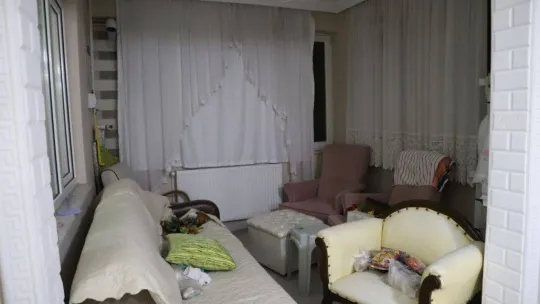 Yazlıkçıların kaldığı 13 daireyi soyan 10 şüpheli tutuklandı