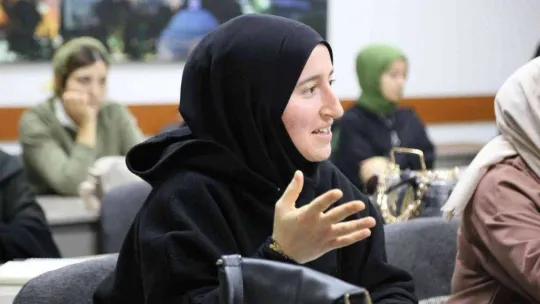 Yedi Güzel Adam Edebiyat Okulu'nda dersler başladı