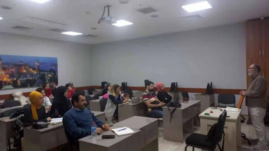 Yedi Güzel Adam Edebiyat Okulu'nda dersler başladı