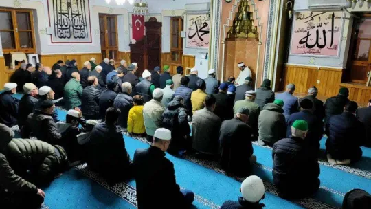Yediler Camiinde 'Sabah Namazı Buluşması'