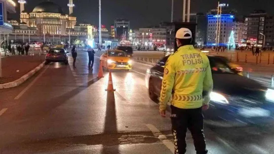 Yeni yıla sayılı günler kala İstanbul'da helikopter destekli 'Yeditepe Huzur Uygulaması'