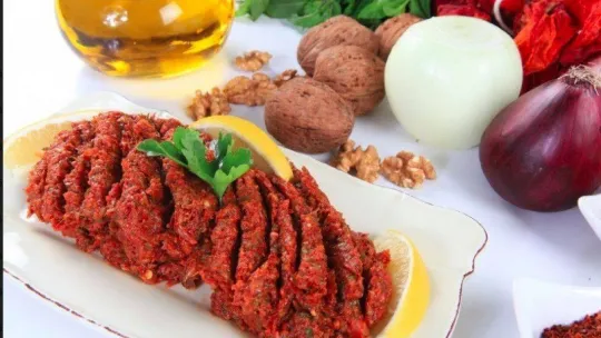 Yeni yılda yeni umutlar Özhan'dan mutluluklar