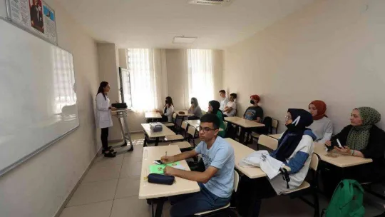 Yenimahalle'de Destek Eğitim Merkezlerine yoğun ilgi