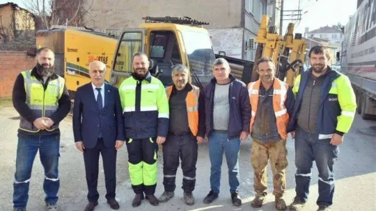 Yenişehir'de elektrik kabloları yer altına alınıyor