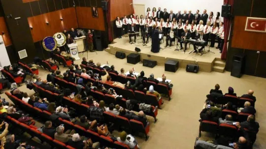 Yenişehir'de öğretmenlerden muhteşem konser