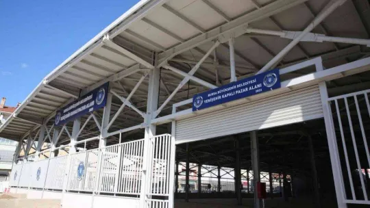 Yenişehir pazar alanında sona doğru