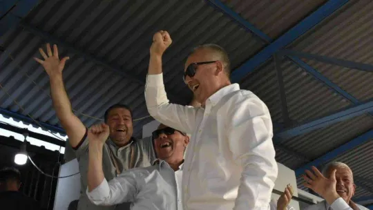 Yeşil sahalarda sürpriz doğum günü