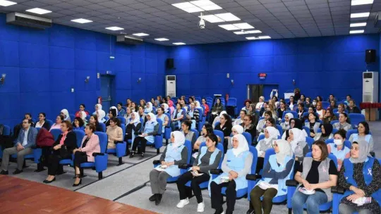 Yeşim'de meme kanseri farkındalık söyleşisi