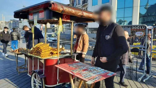 Yılbaşı Gecesi Taksim'de 'Simitçi' Polisler güvenliği sağlayacak