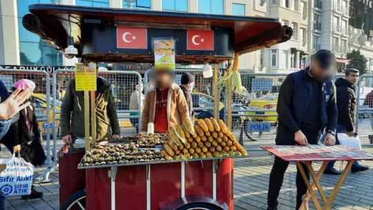 Yılbaşı Gecesi Taksim'de 'Simitçi' Polisler güvenliği sağlayacak