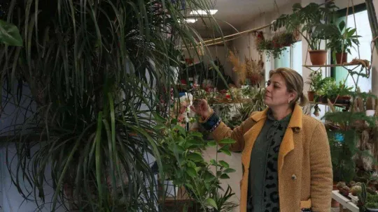 Yılbaşı öncesi çiçekçiler doldu taştı