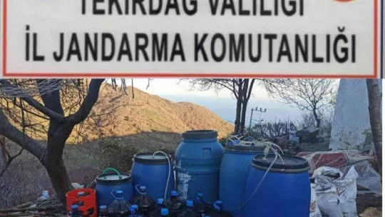 Yılbaşı öncesi Tekirdağ'da 3 ton 800 litre kaçak içki ele geçirildi