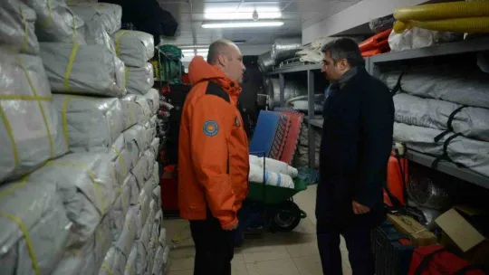 Yıldırım arama kurtarma ekipleri deprem bölgesine hareket etti