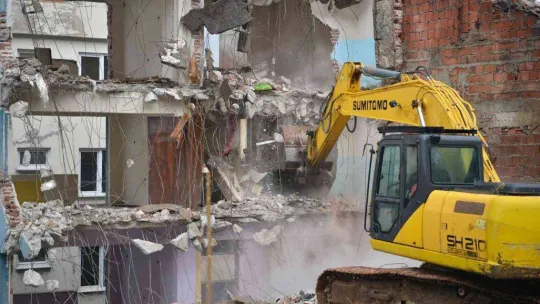 Yıldırım Belediyesi 494 metruk binayı yıktı